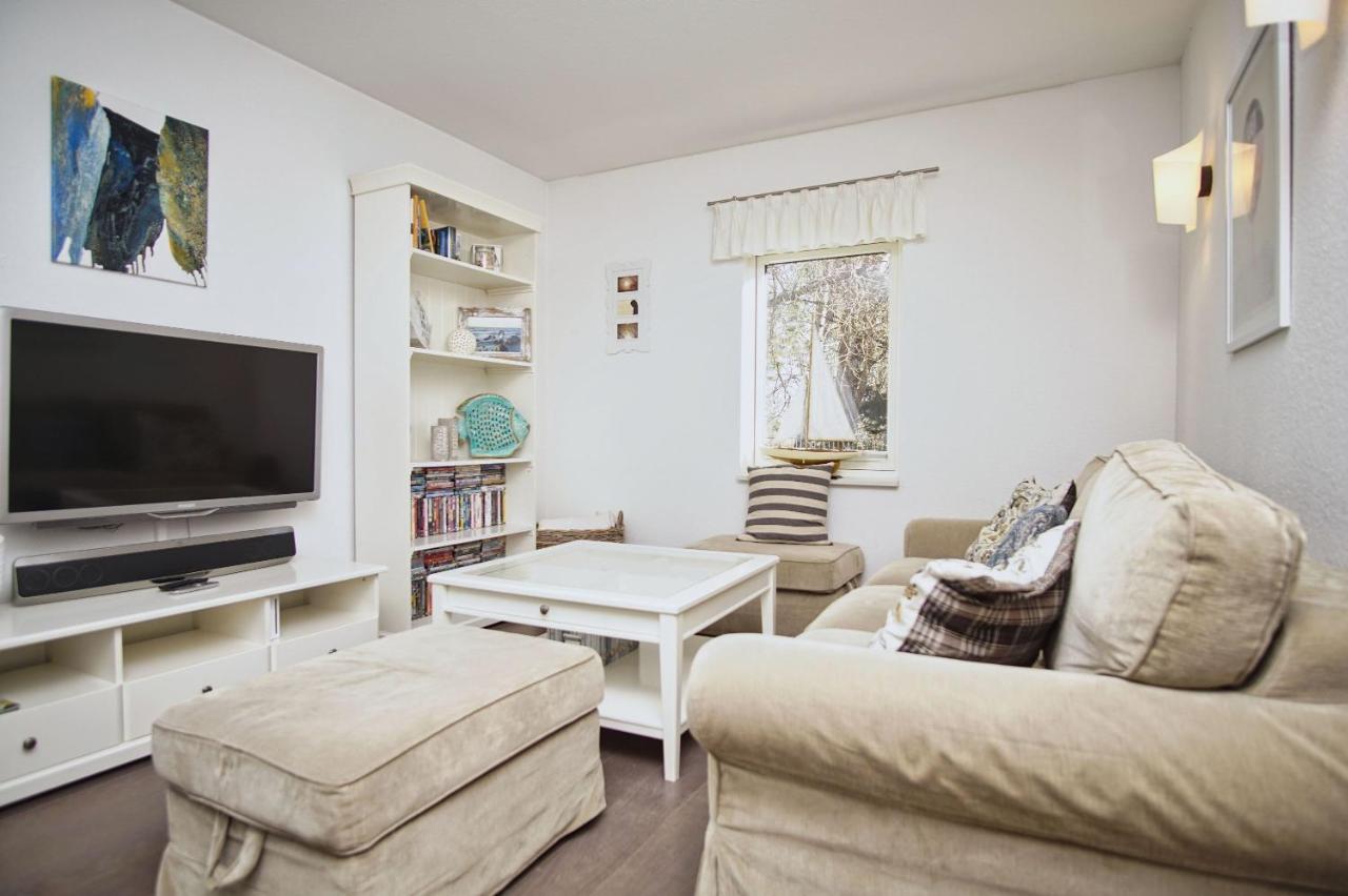 Komfortables Haus Mit Kamin, Sauna, Garten, Terrasse - Ferienhaus Sternschnuppe Wiek auf Ruegen Exterior foto